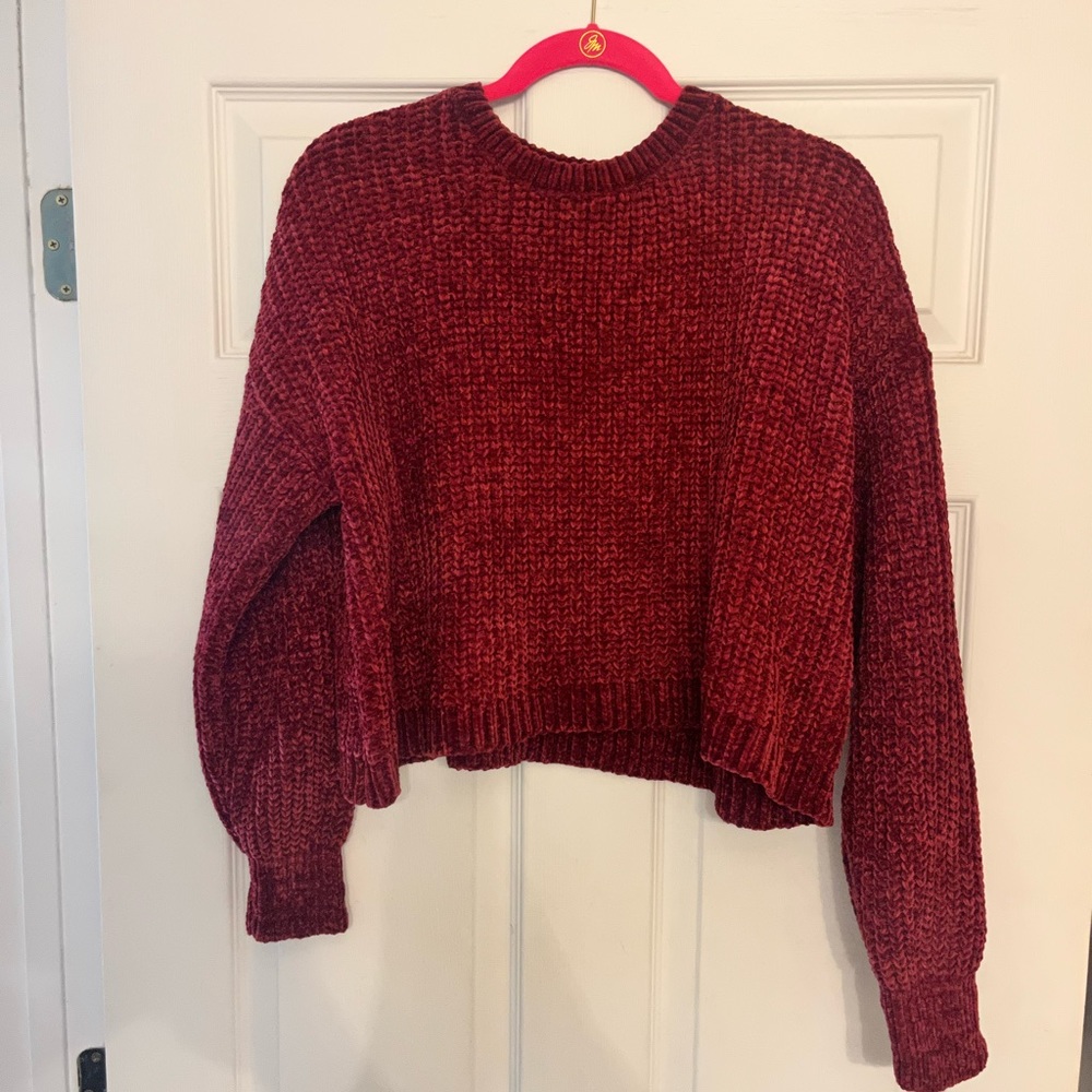 NWT✨✨ Maroon Chenille Sweater